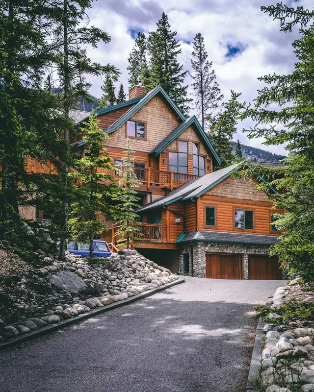Corinthian.Homes Premium Domain